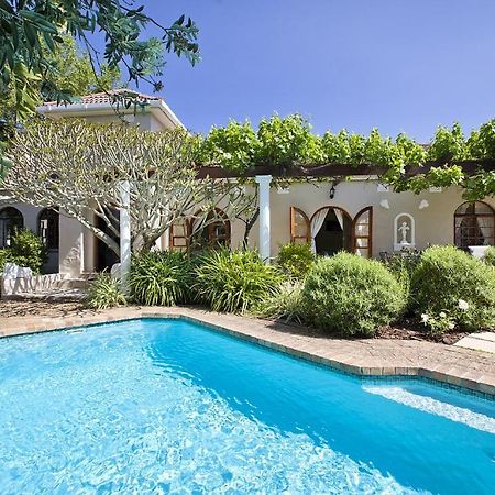 Tiana Guest House 케이프타운 객실 사진